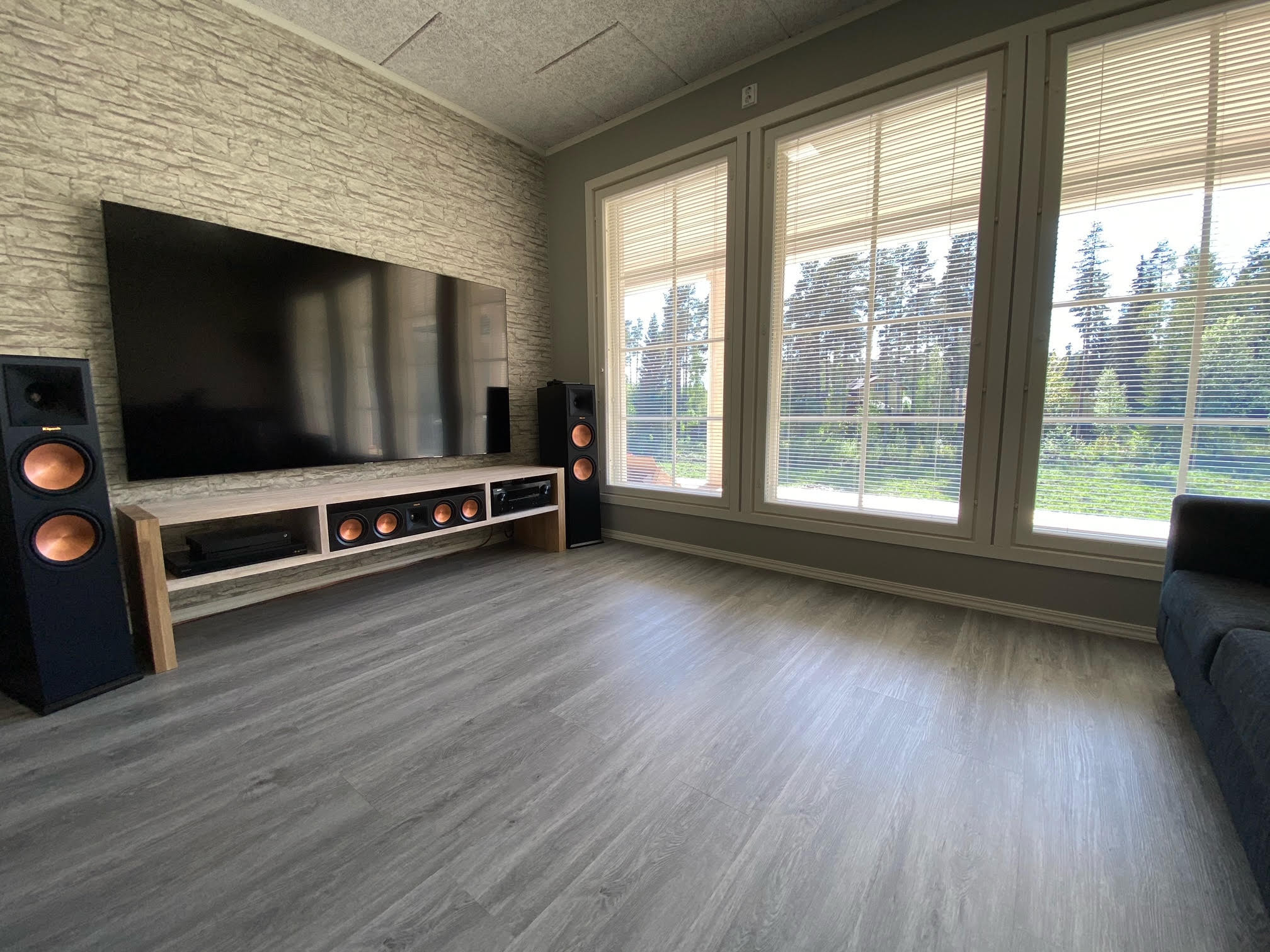 Grauer Fussboden In Der Einrichtung: So Verbinden Sie Verschiedene inside Grauer Boden Wohnzimmer